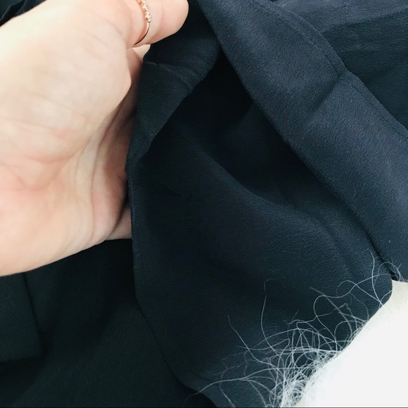 EQUIPMENT Femme Jacqueleen Tie Neck Silk Blouse - Picture 6 of 6